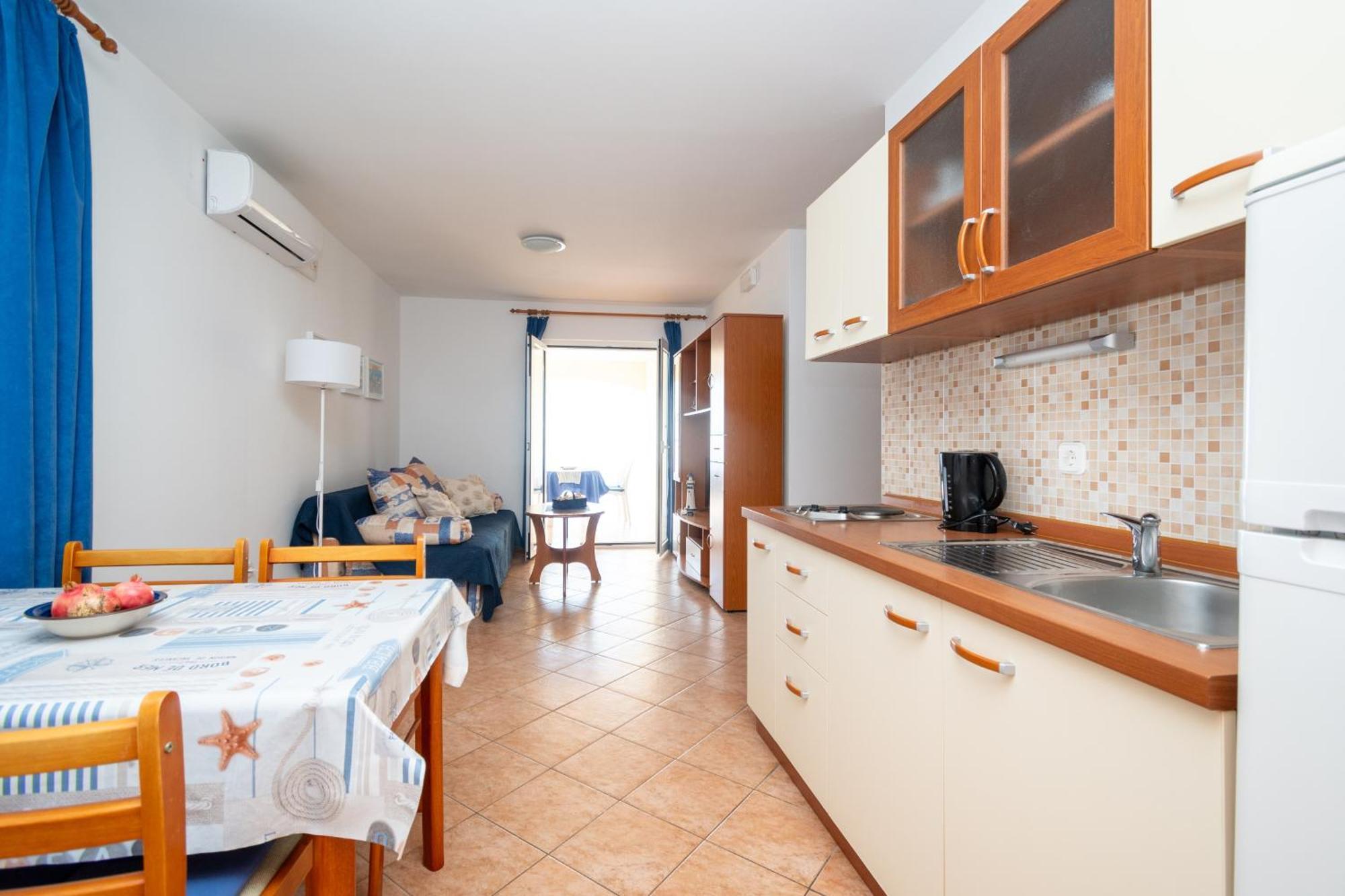 Apartments By The Sea Mandre, Pag - 4092 Kolan Zimmer foto